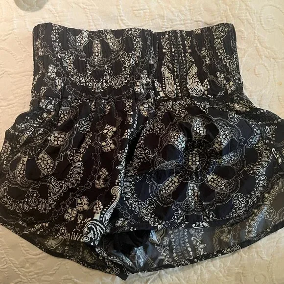 Free People - The Way Home Shorts - Picture 2 of 4